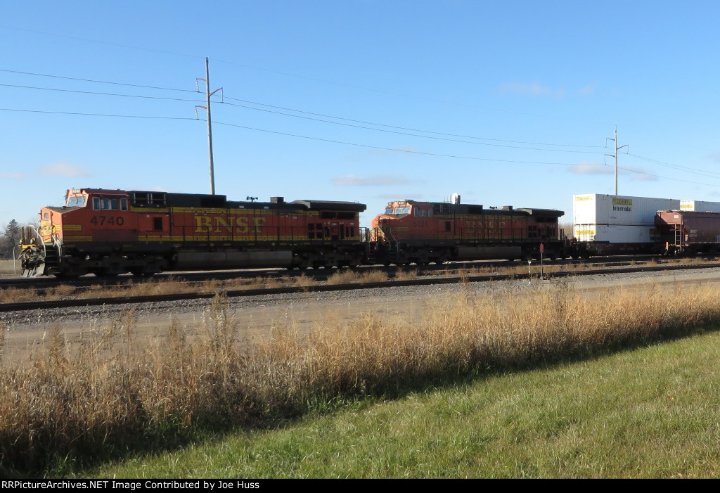 BNSF 4740 East